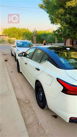 نيسان ألتيما